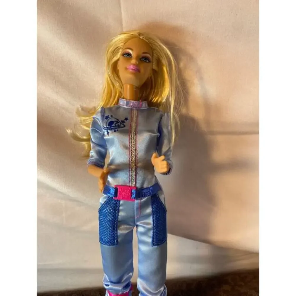 Barbie doll,  2011- ‎ I can be an Astronaut doll